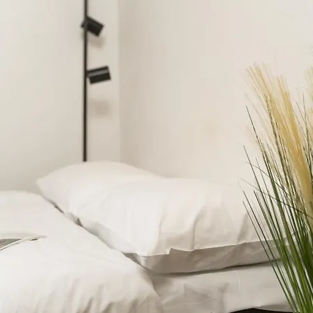 Apartment Air 110